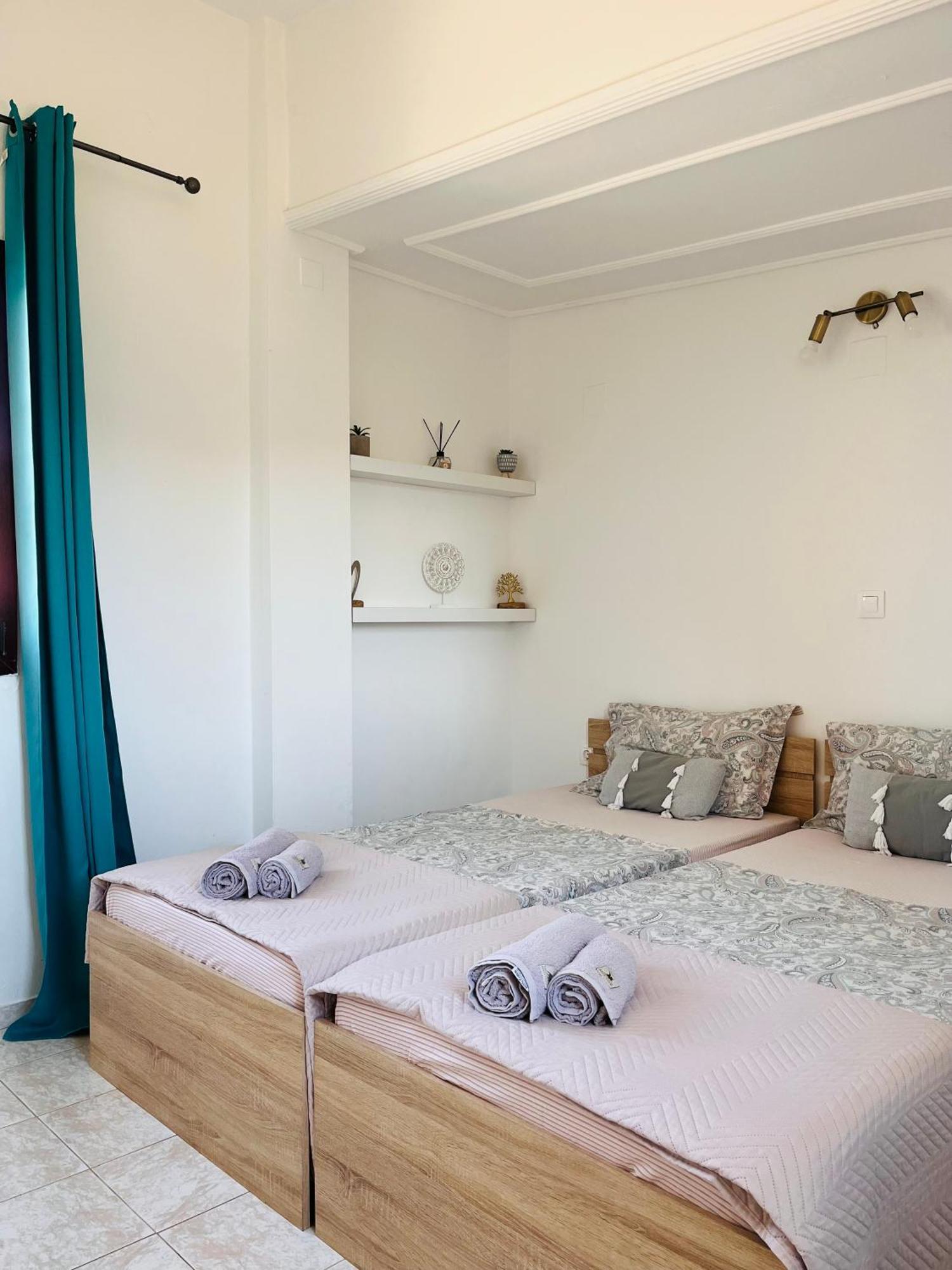 Cozy In The Middle Of The Town Apartment *